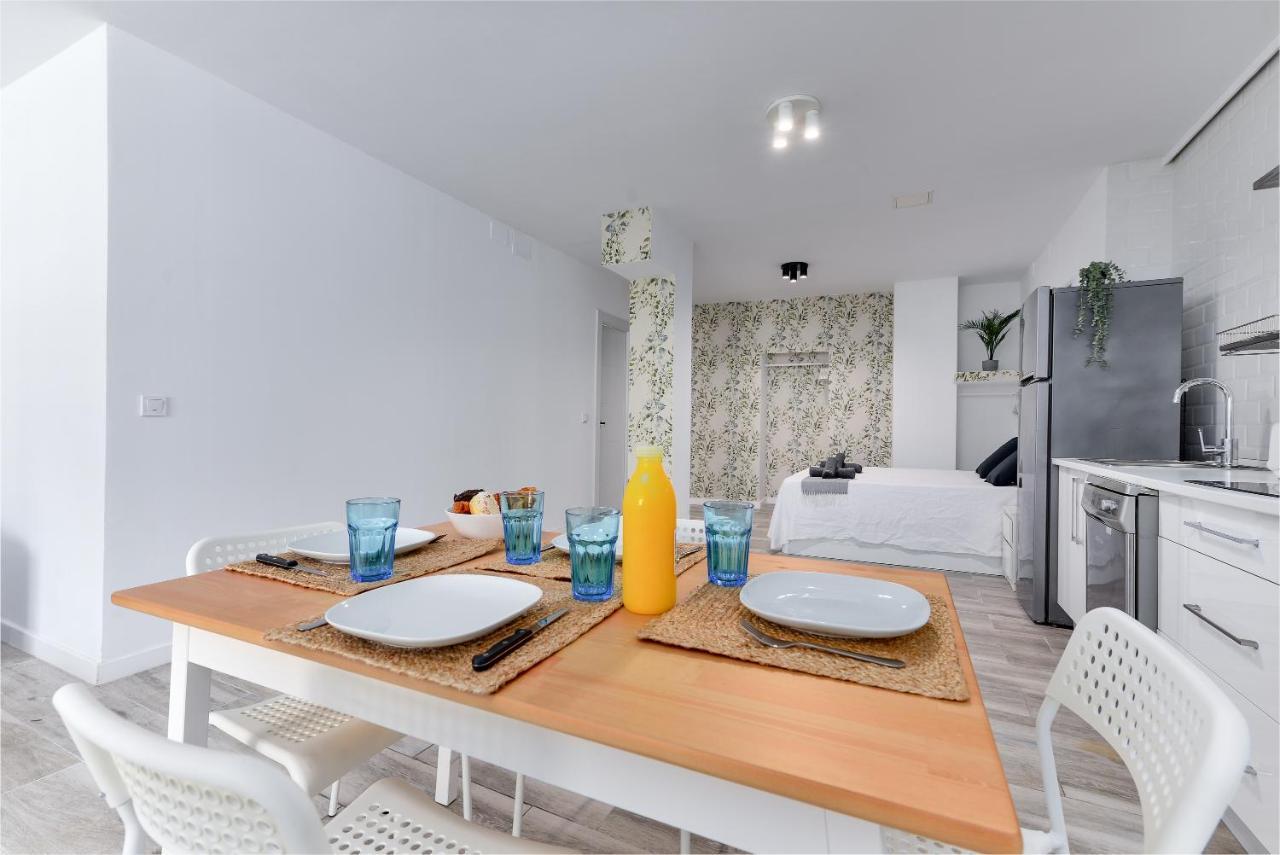 Marmoles Apartments! Malaga Ngoại thất bức ảnh